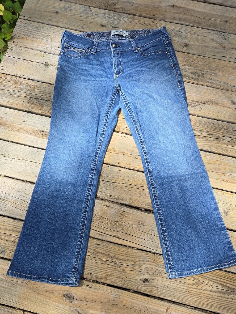 Ariat Women's Medium Blue Flare/Boot Jeans